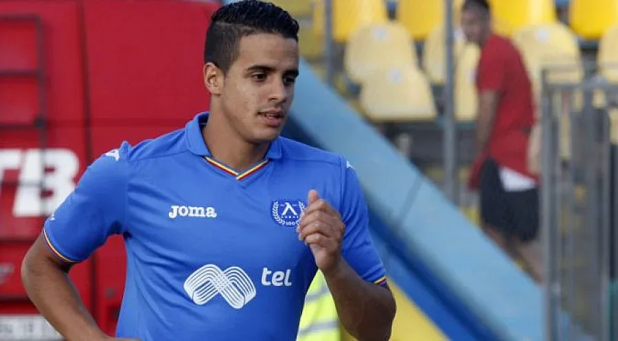 Перла на "Левски" ще играе в Англия