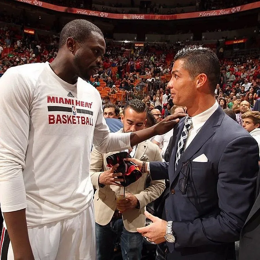 НБА помпа имиджа на Роналдо в САЩ