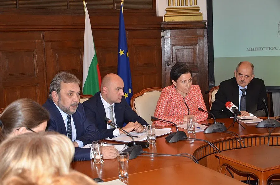 Фермерите получиха 3 млрд. за година