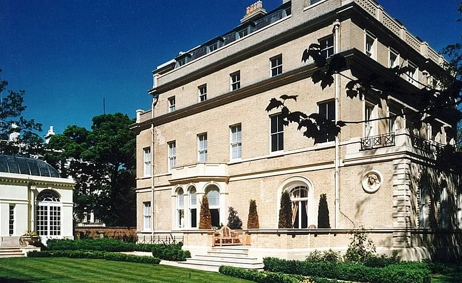 Продадоха имение в Лондон за $119 млн.