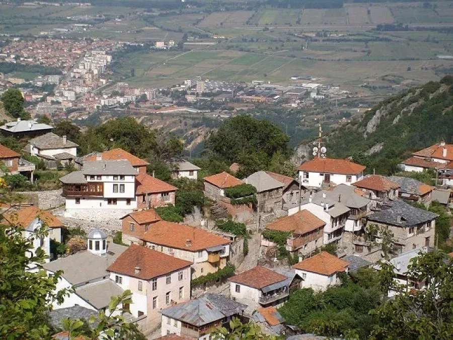 Село с 4 пъти повече население за Нова година