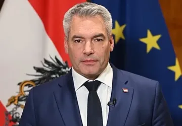 Напрежение в Австрия. Карл Нехамер хвърли оставка