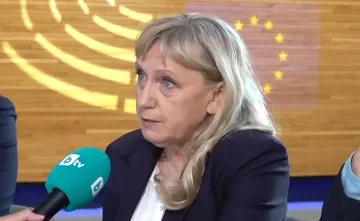 Елена Йончева зове за разследване на руските дронове над Полша