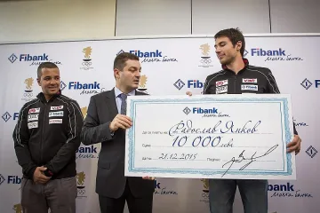 Fibank награди сноубордиста Радослав Янков с 10 000 лв.