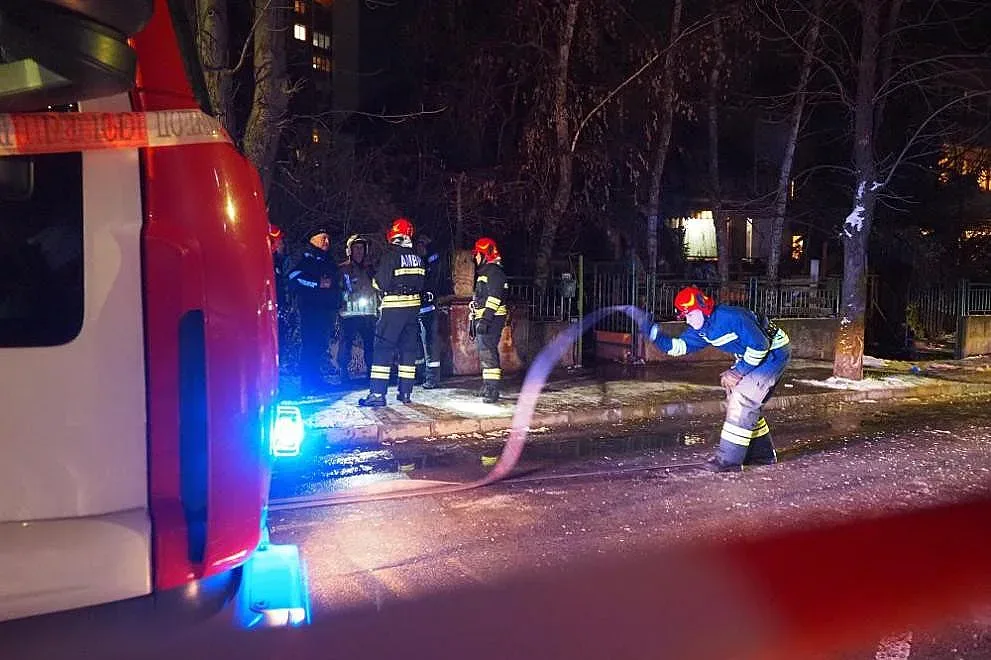 Първи подробности за огнения ад в София. Стана ясно чия е къщата /СНИМКИ/