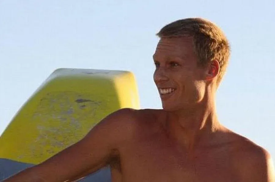 Сърфист спаси принца на Дания от удавяне