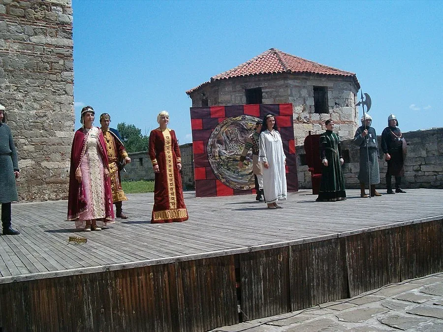 Севт III идва за финала на Чудесата