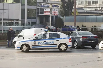 Катастрофа блокира трафика пред Ректората 