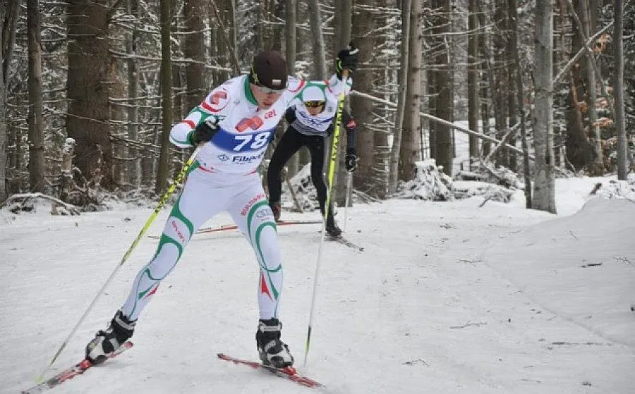 Цинзов четвърти за ФИС в Хохфилцен