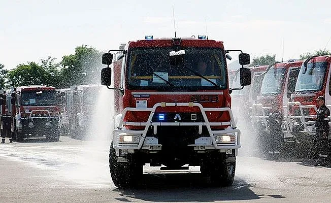 Тътен в центъра на София. Летят линейки и пожарни
