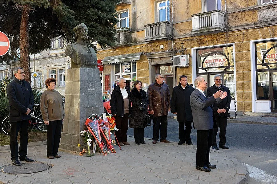 Кърджали почете героя на Тракия Капитан Петко войвода