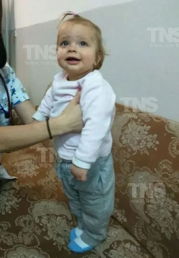 Търсят родителите на дете, изоставено днес в Пловдив