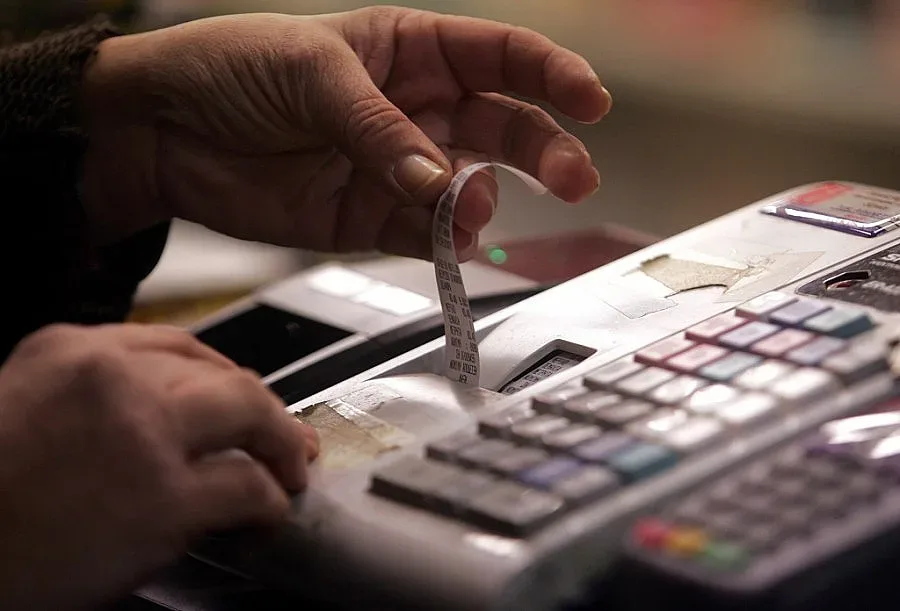 Дават първата награда от лотарията с касови бележки