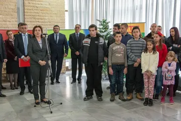 Даряват по 450 лева на деца на загинали полицаи