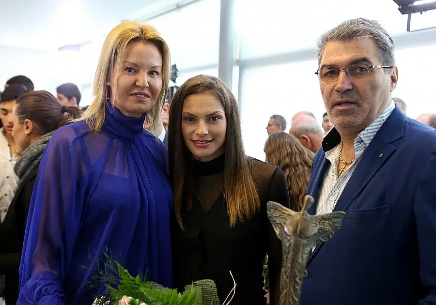 БОК връчи своите награди заедно с годишните спортни Икари