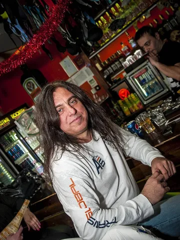 Ризов пренася "Денис и приятели" в Щатите