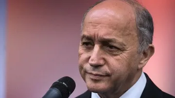 Арестуваха сина на френски министър за пране на пари