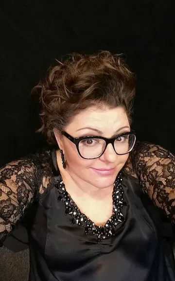 Звезда от Х Фактор ще пее на Нова година в родния Сандански