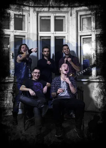 ЧУЙТЕ първото българско парче на Rock Unknown Persons