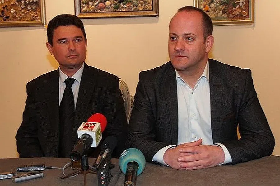 Радан Кънев отказа да седне до Найден Зеленогорски 