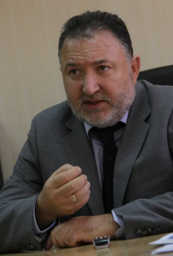 Ако иска да запази тежест, блокът не бива да се цепи