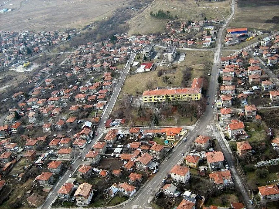 Трън и Брезник в нова МИГ с Божурище