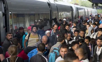 ЕК: Рекорден брой незаконни преминавания на границите