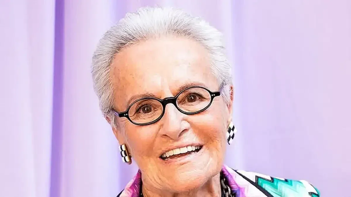 Почина световна модна икона