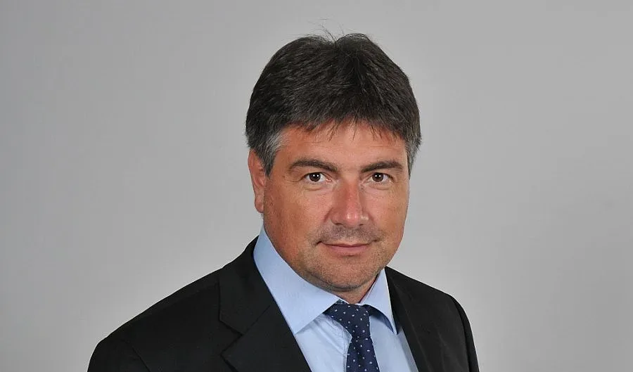 Емоцията на Радан постави РБ в дебилно положение