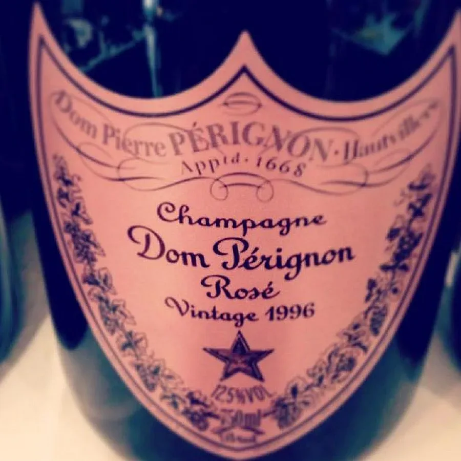 49 000 долара за най-скъпото шампанско