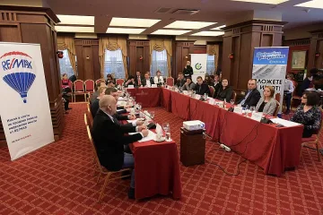 Експерти се състезават за награди на Imoti.net