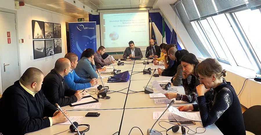 Новаков организира обучение за български експерти по европроекти