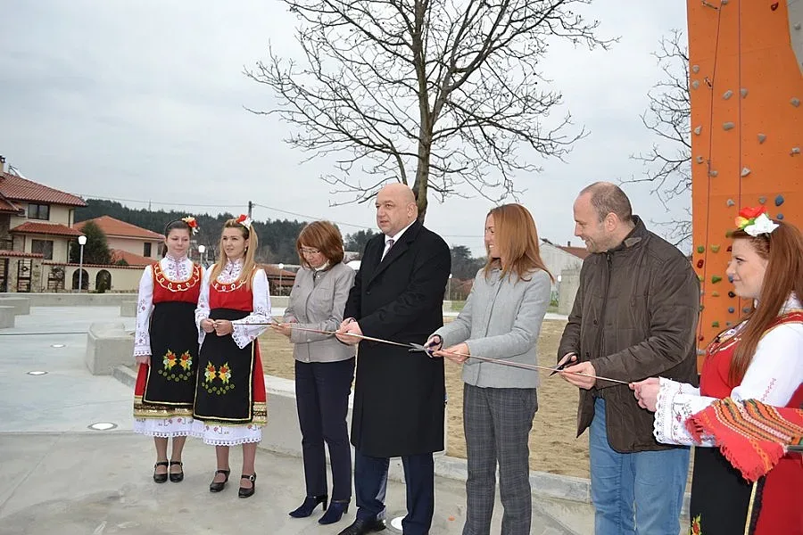Кралев откри уникална площадка в Казанлък