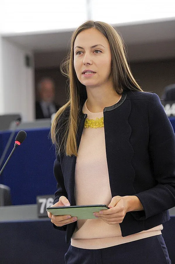 Ева Паунова - Изгряващата звезда