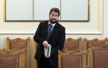 Кой страда за Христо Иванов?