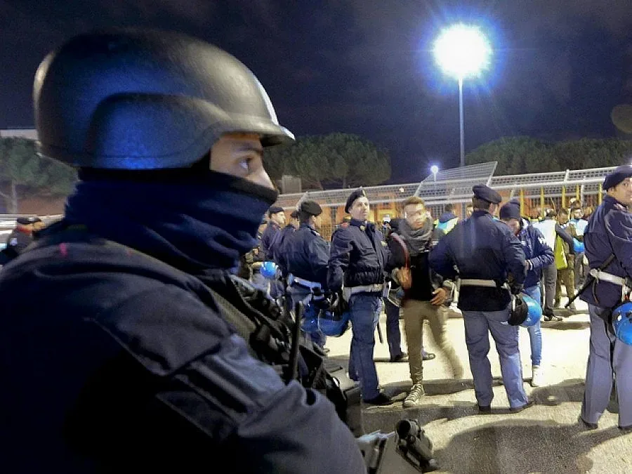 Женева издирва хора, свързани с атентатите в Париж