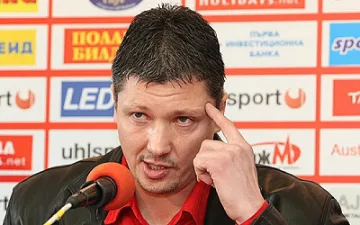 Любо Пенев вариант за "Бурсаспор"