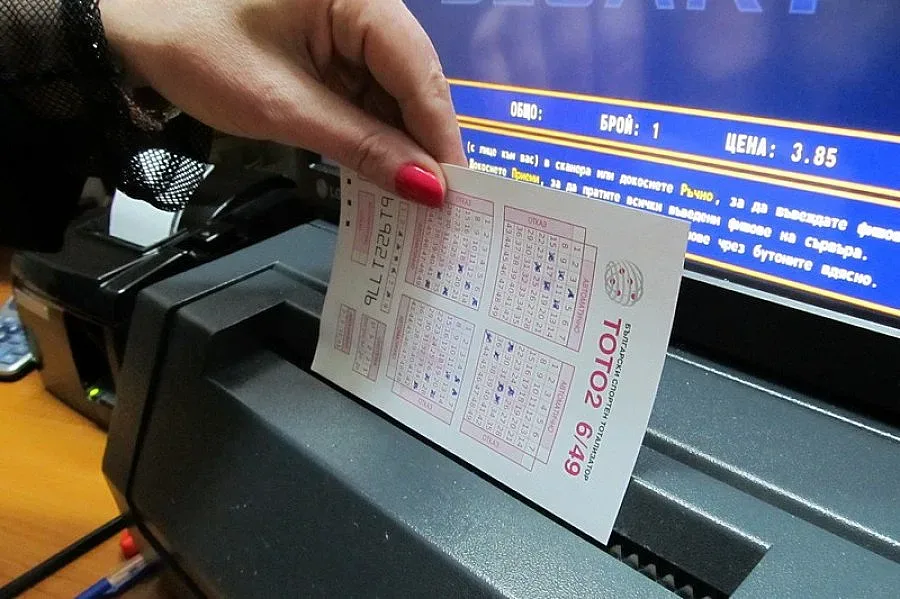 Спипаха банда крадци на лотарийни билети