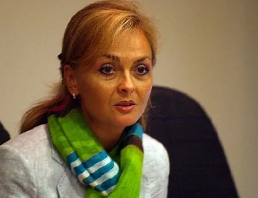 Полина Карастоянова остава депутат от ПФ