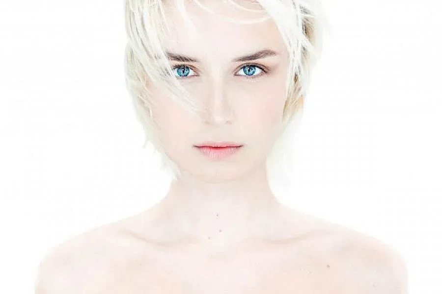 Гагарина избира талисман на Мондиал 2018