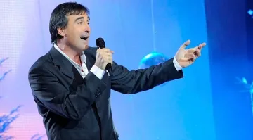 Билети на черно за Веско Маринов 