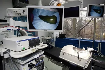 Чушка в операционната впечатли премиера