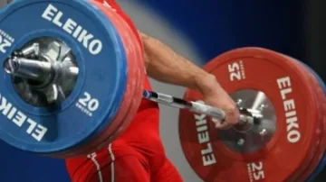 20 клуба скочиха на Българската федерация по щанги
