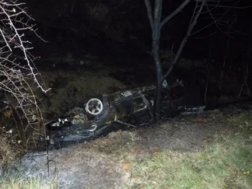 Двама мъже загинаха в кола при катастрофа в Шумен