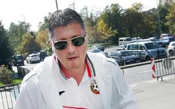 Стоичков събира  Пеневата чета