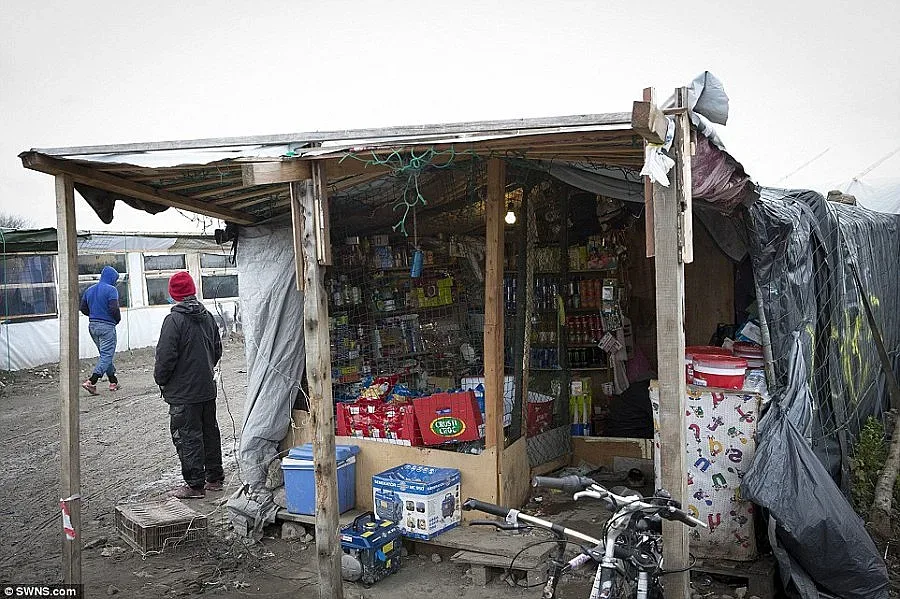 "Джунглата" в Кале стана миниград