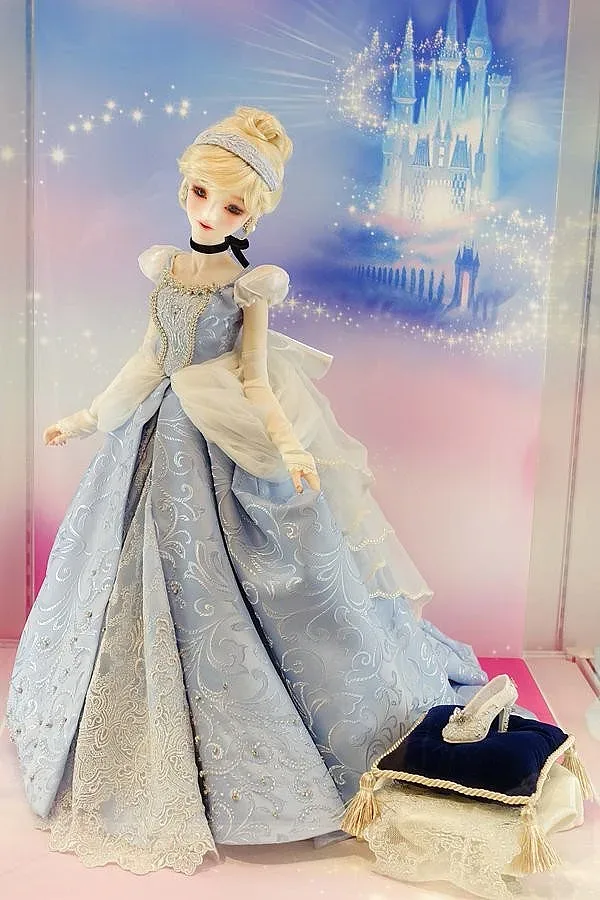 Продадоха Пепеляшка за $10 хил.