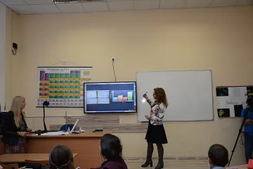 "Умна" класна стая ще пише оценки