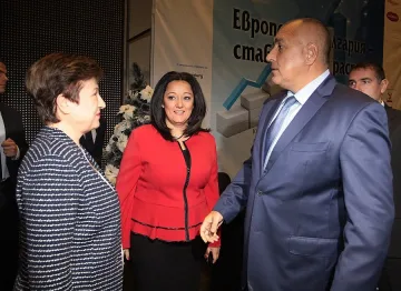 Лиляна Павлова: Евтини заеми за бизнеса