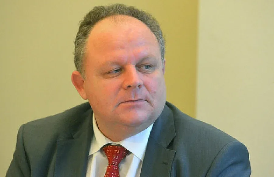 Приоритетите са евтин ток и добро образование